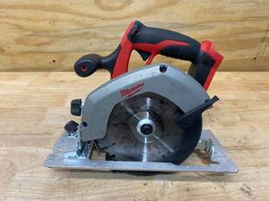 lot 30 image: MILWAUKEE M18 18V Lithium-Ion Cordless 6-12 in. Circular Saw (Tool-Only)