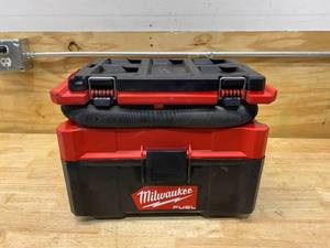 lot 105 image: MILWAUKEE M18 FUEL PACKOUT 18-Volt Lithium-Ion Cordless 2.5 Gal. WetDry Vacuum (Tool-Only)