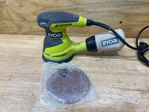 lot 118 image: RYOBI 2.6 Amp Corded 5 in. Random Orbital Sander