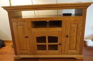 lot 13 image: cabinet
