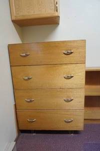 lot 25 image: dresser