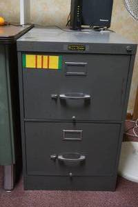 lot 33 image: file cabinet