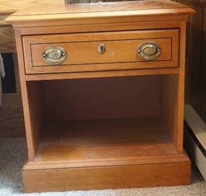 lot 43 image: night stand