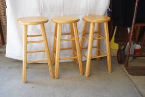 lot 107 image: stools