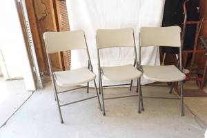 lot 109 image: enduro folding chairs