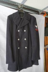 lot 123 image: Vietnam era navy military pea jacket