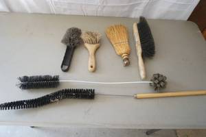 lot 133 image: hand brooms