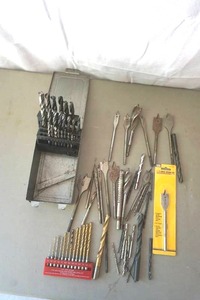 lot 168 image: bits