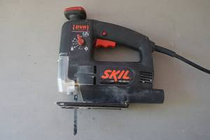 lot 175 image: skill jig saw