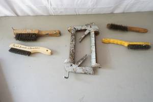 lot 181 image: tools