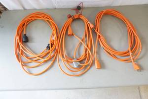 lot 213 image: extension cords