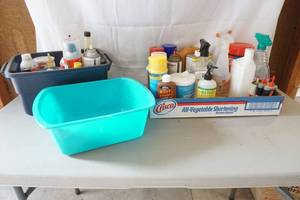 lot 224 image: cleaning and lube supplies