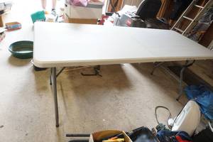 lot 241 image: folding table
