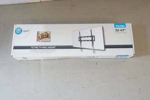 lot 243 image: TV wall mount