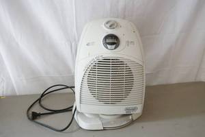 lot 249 image: oscillating heater