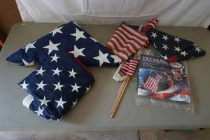 lot 290 image: US Flags