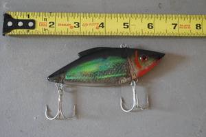lot 306 image: Musky lure