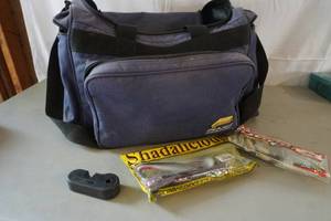 lot 400 image: Plano tackle bag