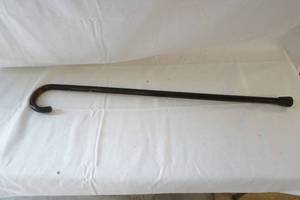lot 439 image: vintage wood cane
