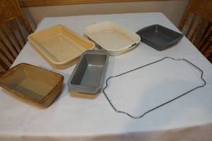 lot 532 image: bakeware