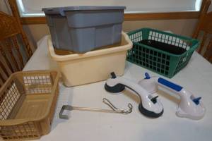 lot 534 image: storage containers