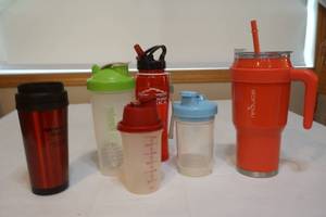 lot 539 image: insulated drink glasses
