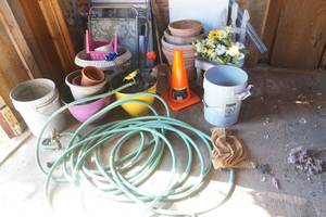 lot 615 image: shed contents