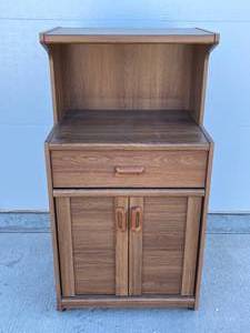 lot 19 image: Rolling Kitchen Cabinet