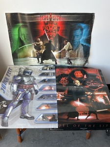 lot 30 image: Star Wars Posters
