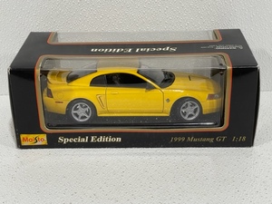 lot 42 image: Special Edition 1999 Mustang GT 118