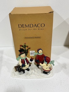 lot 44 image: Snow Family Skating Figurines