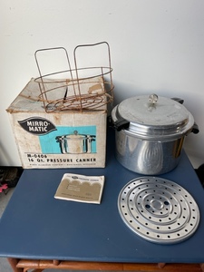 lot 98 image: Mirro Matic Pressure Canner