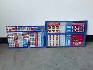 lot 149 image: Slot Machine Glass Panels
