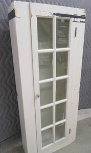 VINTAGE GLASS FRONT CABINENT