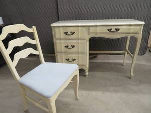 VINTAGE LAMMERTS FURNITURE