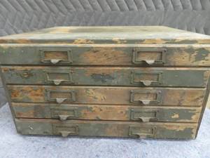 ANTIQUE WOOD CABINET