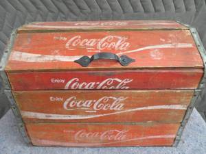 UNIQUE COCOA COLA CHEST