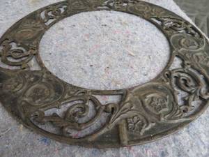 ANTIQUE STOVE LID