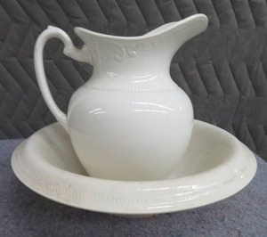 ANTIQUE  PICTURE AND WASH BASIN