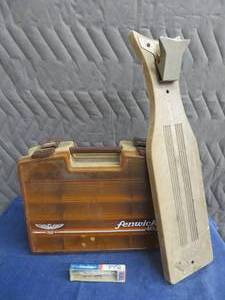 VINTAGE FISHING LURE FENWICK BOX  RAPALA FISH CLEANER