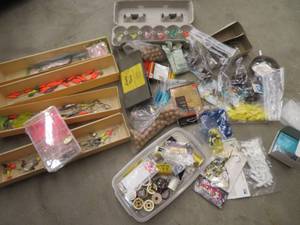 HUGE LOT OF FLY TYING ITEMS