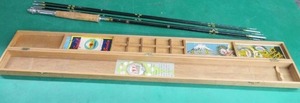 VINTAGE ORIENTAL FISHING ROD IN WOOD BOX