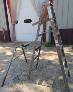 LADDER STABILIZER  LADDER