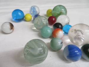 VINTAGE MARBLES