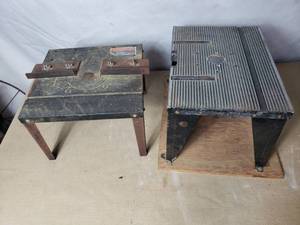 2 Router Tables
