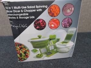 lot 21 image: MegaChef 10-in-1 Multi-Use Salad Sp...