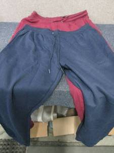 lot 28 image: 2 Galaxy by Harvic Womens Fleece J...
