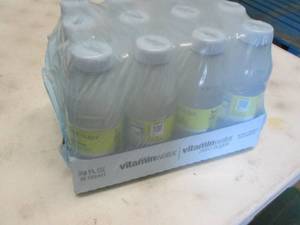 lot 61 image: 12- 20 oz Bottles Vitamin Water Zer...