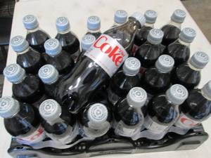 lot 72 image: 24- 500 ml Bottles Diet Coke...