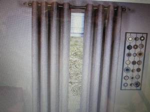 lot 126 image: Taylor 52 x 63 Lined Grommet Pane...
